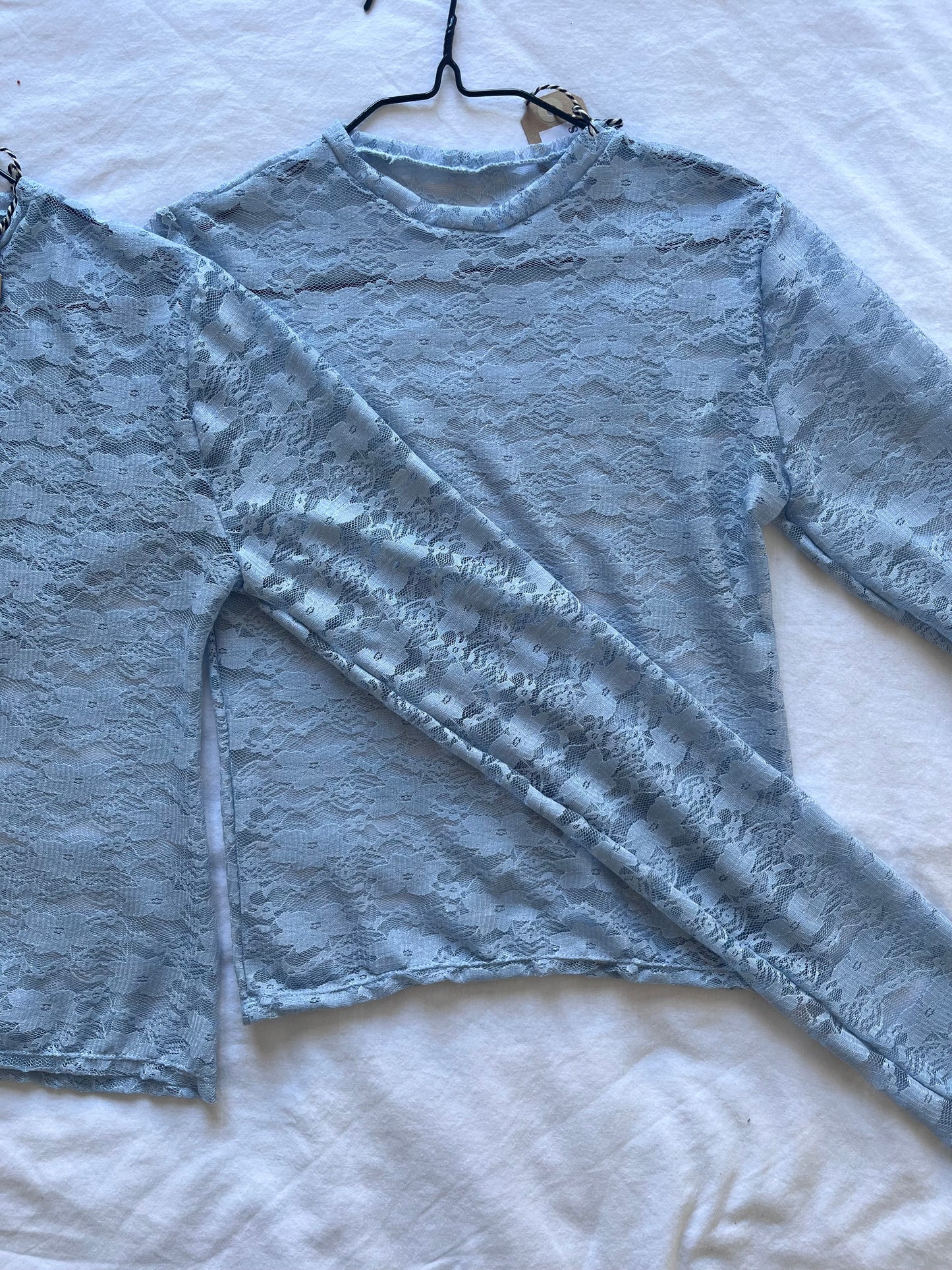 Lilly - Lace Longsleeve Light Blue