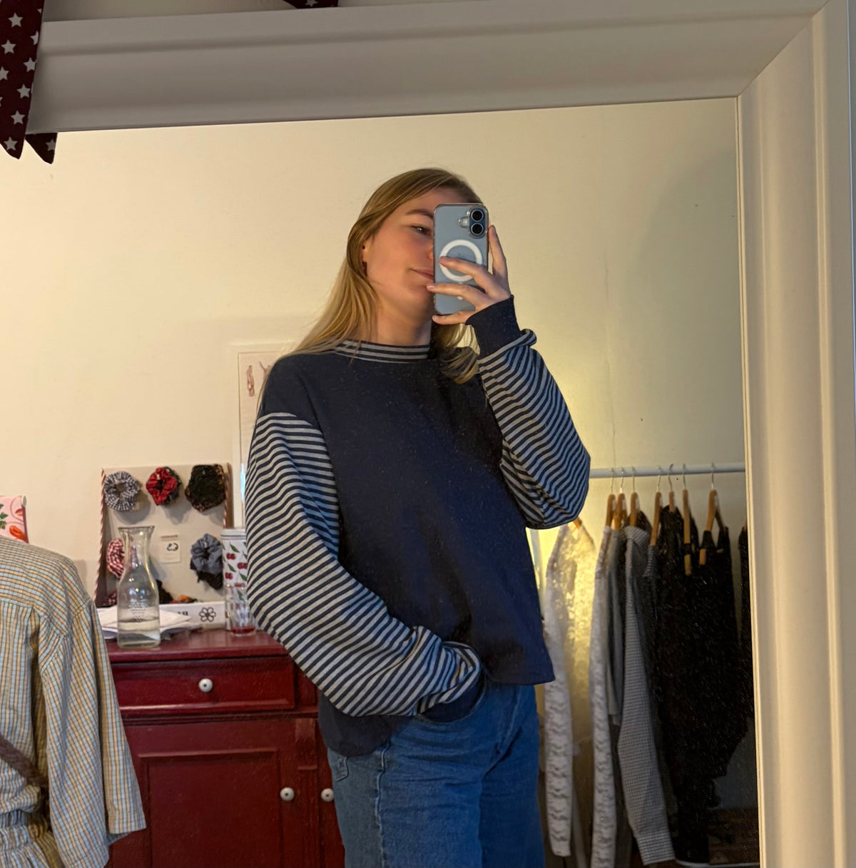 Sweater - blue stripes