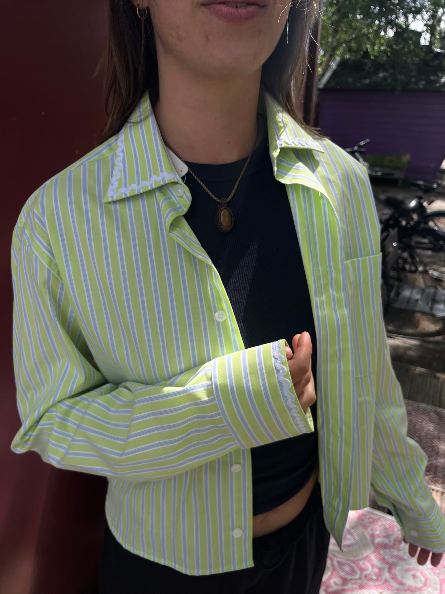 Reworked Cropped Blouse - Light Green
